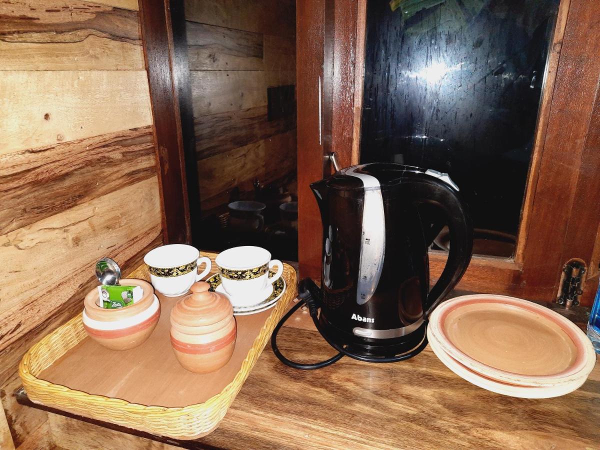 Bed and Breakfast Oxy Breeze Ella Exterior foto